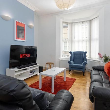 Air Host & Stay - Rockfield House - Sleeps 8 Liverpool Esterno foto