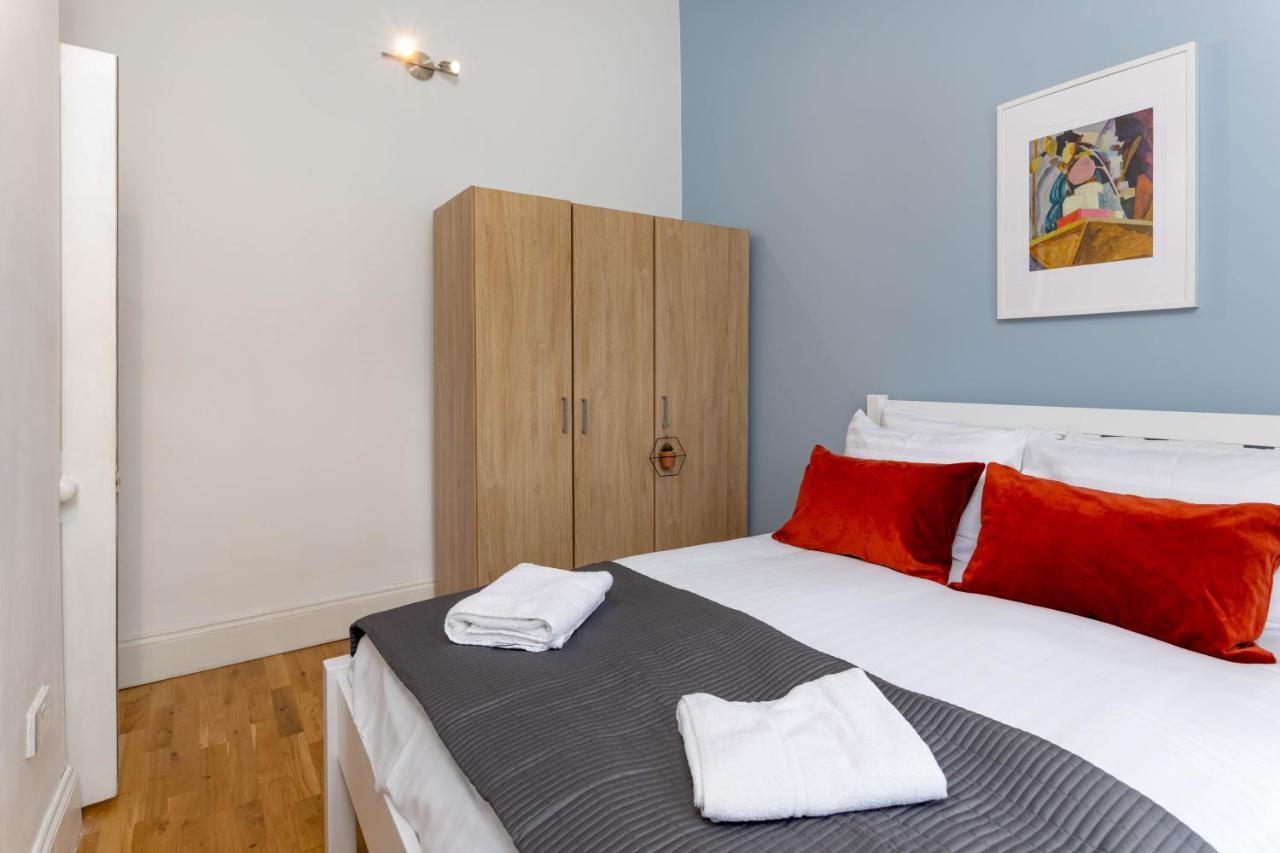 Air Host & Stay - Rockfield House - Sleeps 8 Liverpool Esterno foto