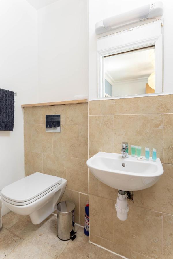 Air Host & Stay - Rockfield House - Sleeps 8 Liverpool Esterno foto